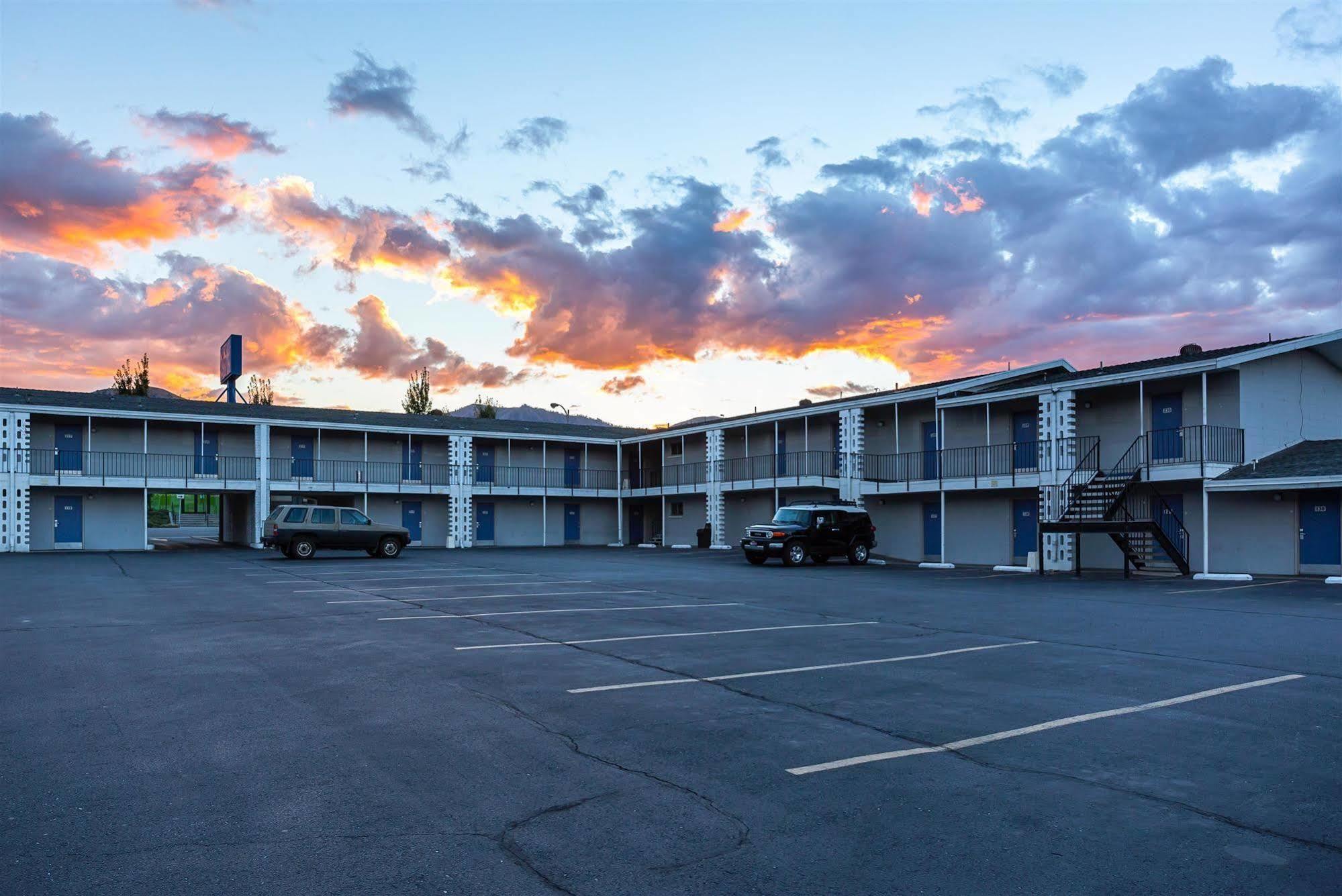 Motel 6-Wenatchee, Wa ภายนอก รูปภาพ